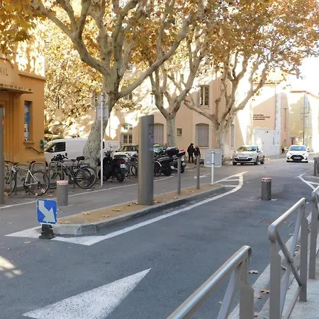 Charming Air-conditioned T1 Bis 'les Bains' In The Heart Of Old *