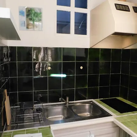 Apartment Charming Air-conditioned T1 Bis 'les Bains' In The Heart Of Old Antibes